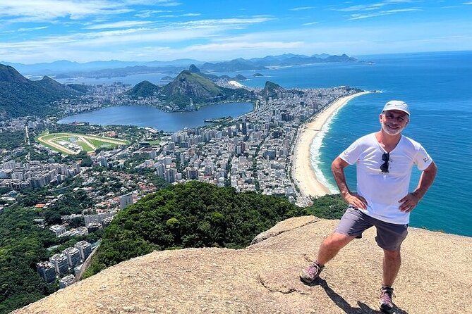 2h30 circuit in the Vidigal Favela - Jean‑Christophe’s Style: Safety, Stories, and a Local Lens