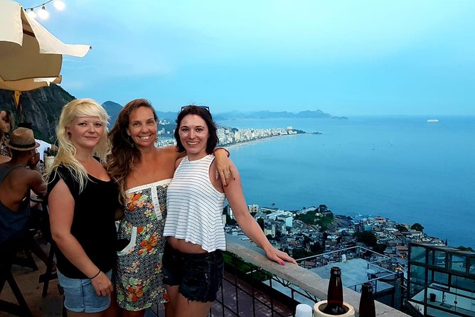 A socio-educational and gastronomic experience in the Vidigal favela - Safety and trust: how a local-resident-led format changes the experience