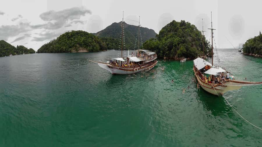 Angra dos Reis: Boat Tour in Ilha Grande and Lagoa Azul - How this Angra dos Reis schooner tour fits into a real schedule