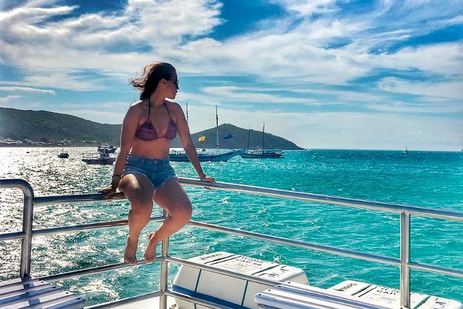 Arraial do Cabo Tour in Rio de Janeiro with Lunch - Lunch After the Schooner Ride: What Included Means on a Swingy Boat