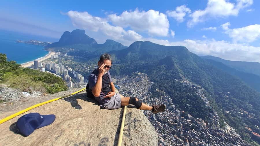 AVenturismo 2 Irmãos hill + Vidigal Favela - Getting started at Av. Pres. João Goulart, 920 (and what to look for)