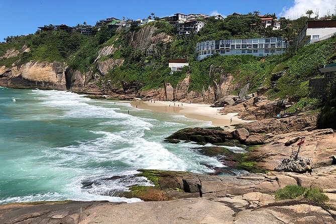 Big Five Rio Attractions & More Private Tour with Tickets and Lunch Included - Mirante Dona Marta: A Different Angle on the Same Mountains