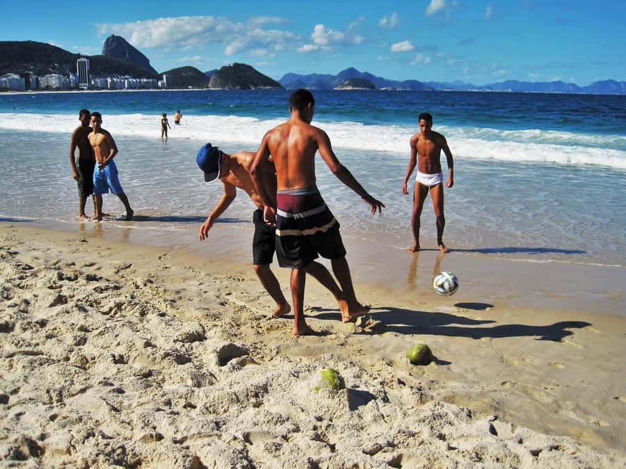 Bossa Nova and the Carioca life - Copacabana and Ipanema - Key things that make this walk worth your time