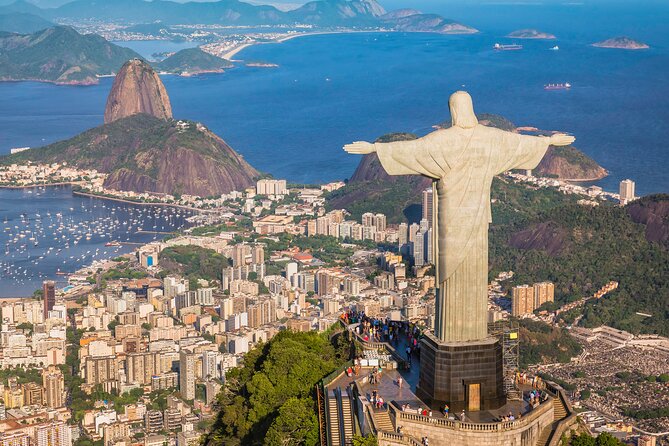 City Tour Full VIP - Corcovado Train + Churrascaria Rodízio - Your Morning Lift: Christ the Redeemer by Train