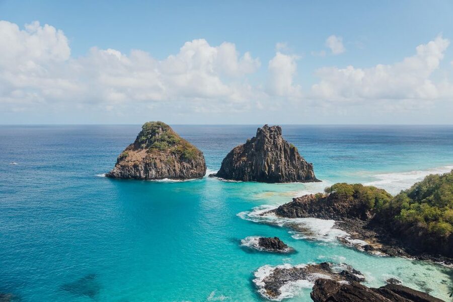 Discover Noronha: 7-Hour Ilhatour Adventure - Baía do Sueste: when the water steals the show