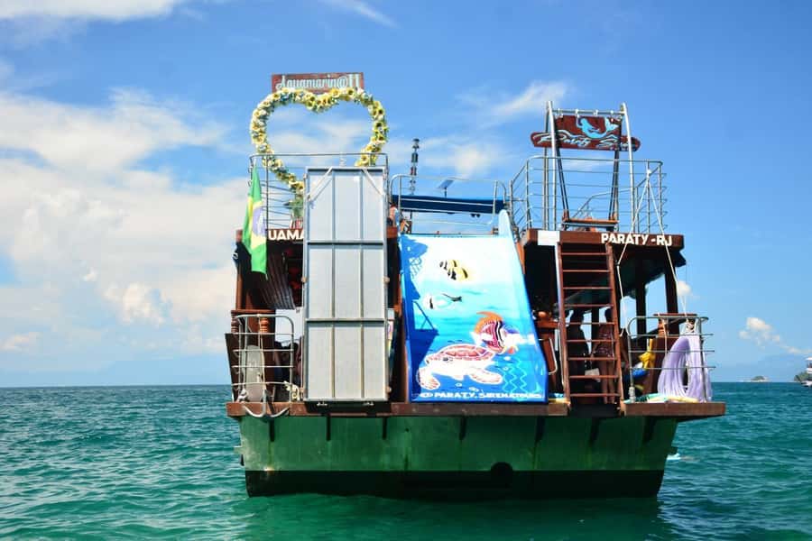 Discover Paraty's Best Islands on an Exclusive Schooner Tour - Stop 1: Ilha dos Cocos and the marine-life payoff