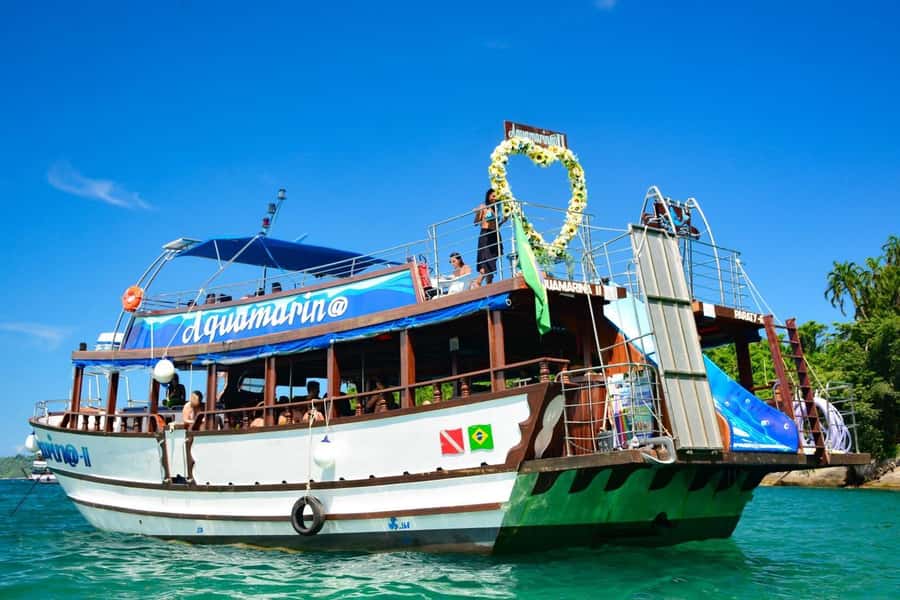 Discover Paraty's Best Islands on an Exclusive Schooner Tour - Praia da Conceição: a calm beach break that resets your day