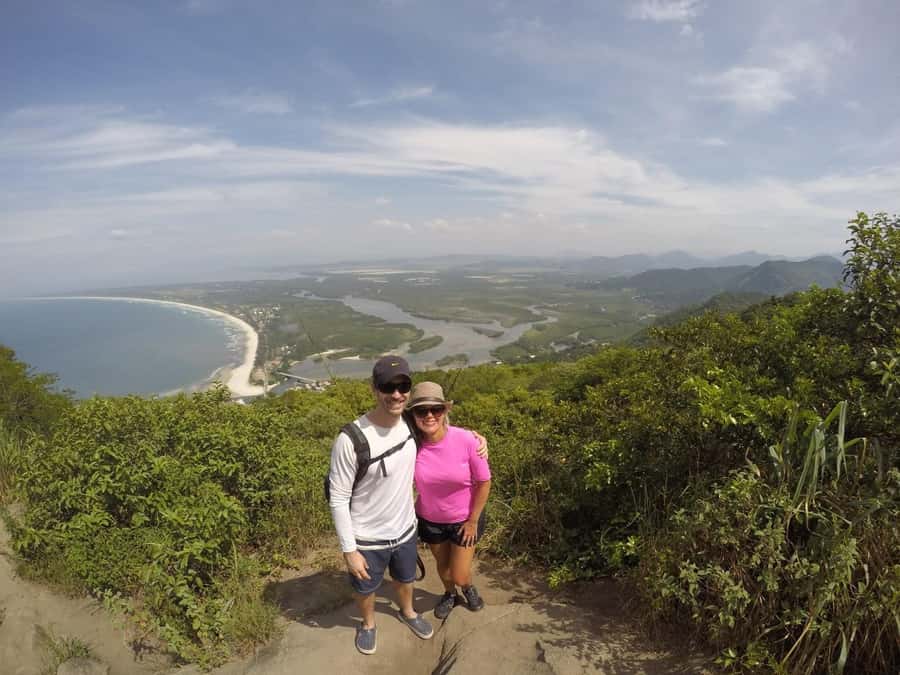 Discover Pedra do Telégrafo: Scenic Hike with Expert Guide - Getting there: pickups, 6:00 am boarding, and what the group feels like
