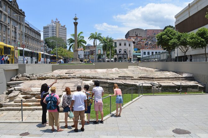 Explore Little Africa : Unveiling Afro Heritage in Rio de Janeiro - Meeting at Santuário de Santa Rita and using the VLT to reset
