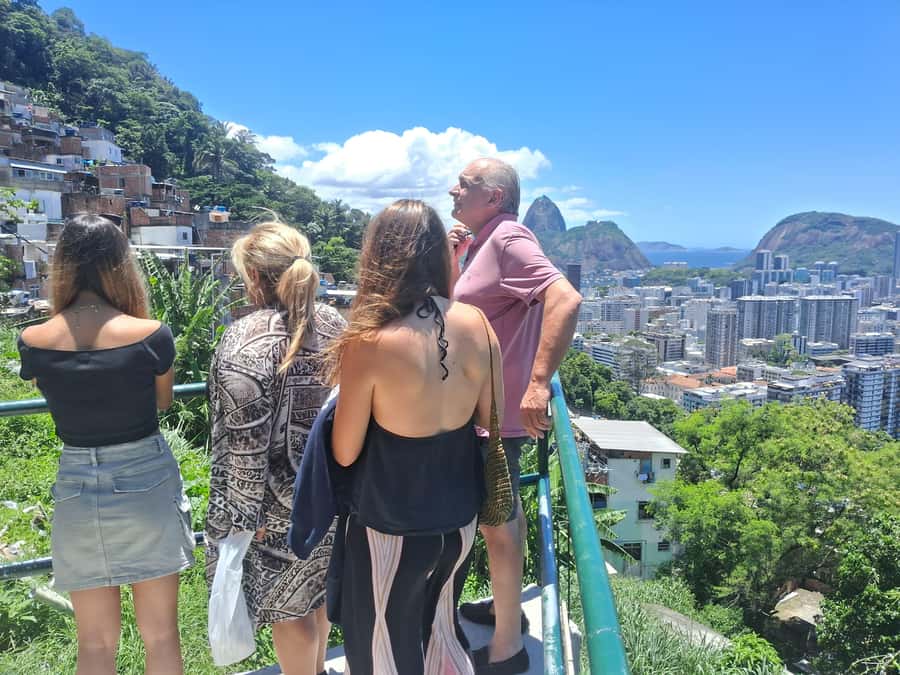Favela Santa Marta: Walking Tour with local guide - Dona Marta starts with a ride up (and why it matters)