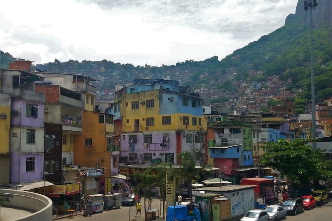 Favela Tour in Rio with Transfer service - The guide factor: why names like Hélio, Lydia, and Carlos keep coming up