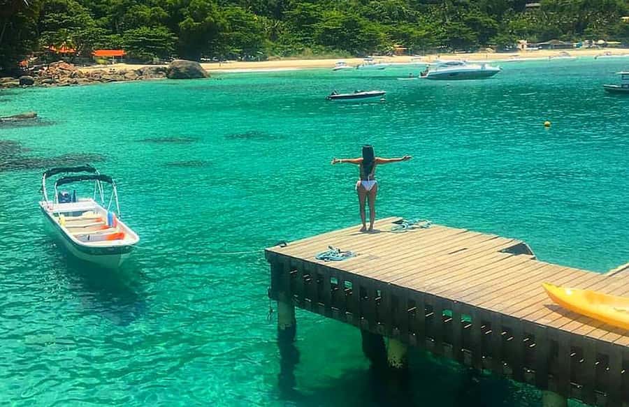 From Rio de Janeiro: Angra dos Reis & Ilha Grande Day Tour - Guides, language, and how the day stays structured