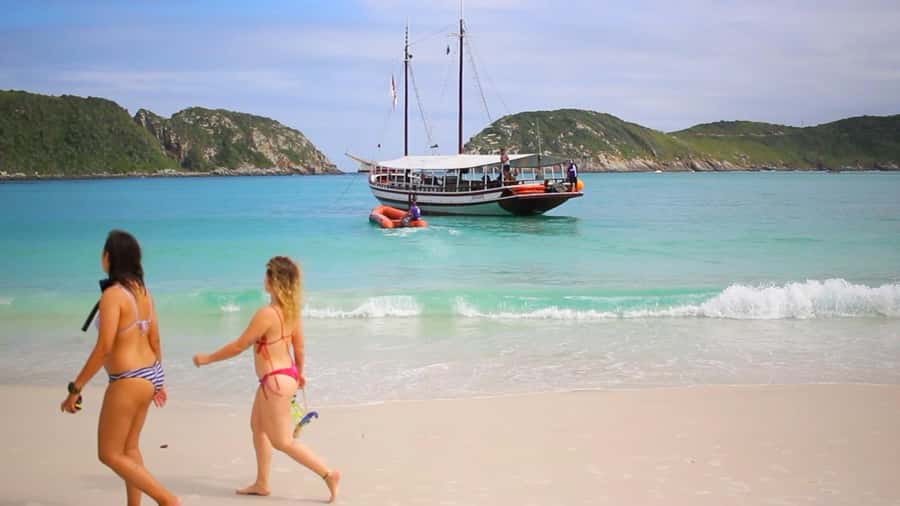 From Rio de Janeiro: Arraial do Cabo Boat Trip with Lunch - The morning in Rio: long drive, early pickup, and a real schedule