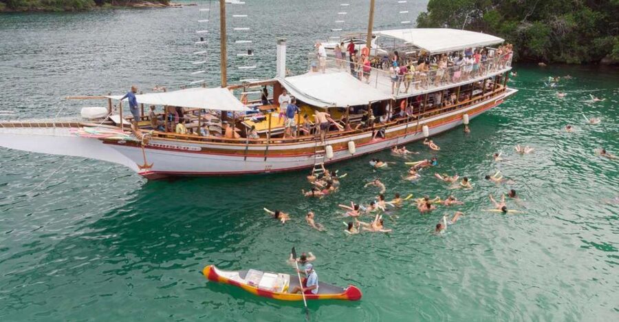 Full-Day Tour to Angra dos Reis and Ilha Grande - Angra dos Reis and Ilha Grande: what makes this coast so special