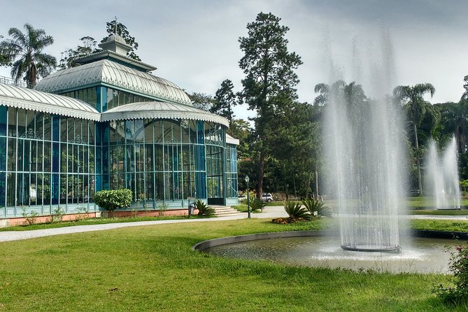 Guided Tour to the Imperial Cida of Petrópolis with Lunch - The 8:00 am start and your ride up the mountain