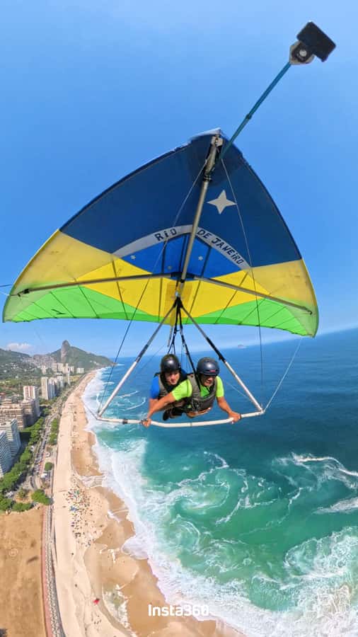 Hang gliding flight in Rio de Janeiro - Luciano Popó’s Coaching Style (And Why It Calms First-Timers)