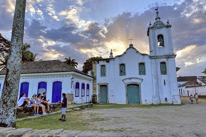 Historical Tour with Cachaça Tasting - BY PARATY TOURS - A 5:30 pm city walk that gives Paraty quick context