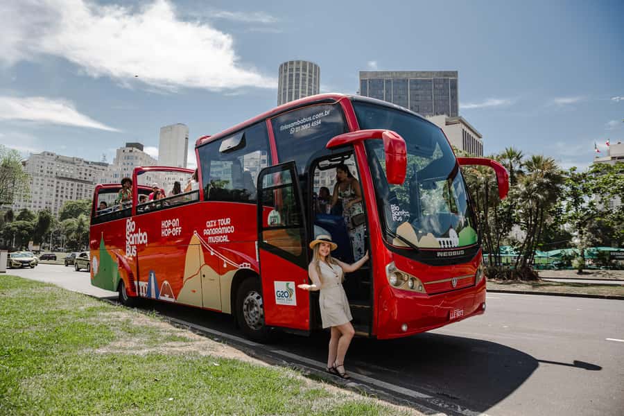 Hop-ON Hop-OFF Sightseeing Bus in Rio de Janeiro - Rio Samba Bus - How the Hop-On Hop-Off rhythm works in Rio