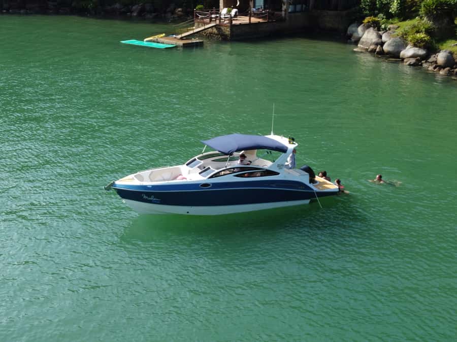 Idyllic Islands Private Speedboat Tour in Paraty - Food, Drinks, and the On-Board Plan You Control