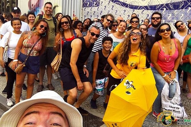 Learn the History of Rio with an Unforgettable City Center Walking Tour - Metropolitan Cathedral and Largo da Carioca: Architecture Meets the Oldest Streets