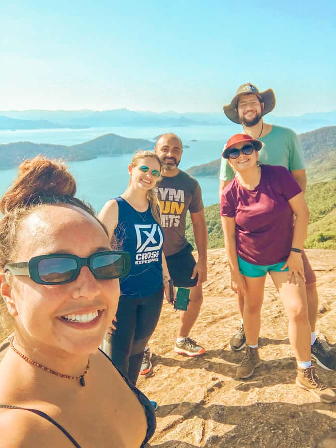 Paraty: Saco do Mamanguá Speedboat Tour - Small-language reality check: Portuguese-first, with help