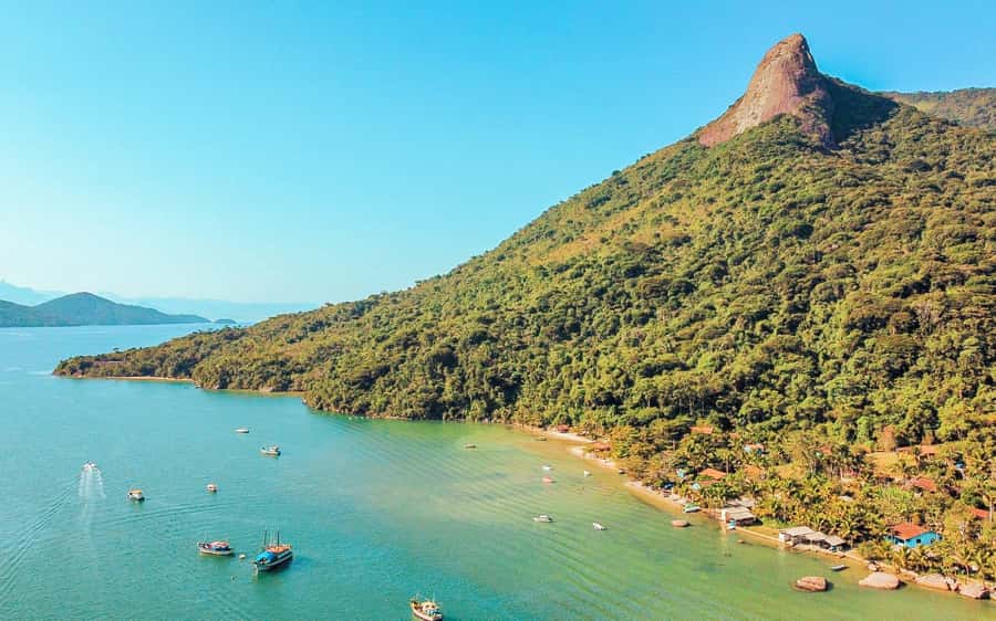 Paraty: Saco do Mamanguá Speedboat Tour - Why Saco do Mamanguá feels different from typical Brazilian beaches