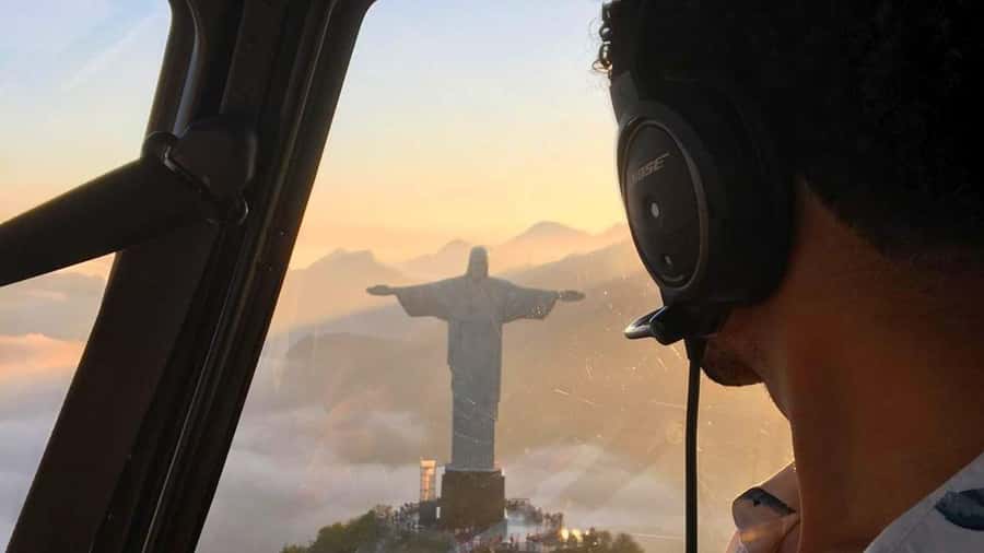 Private Helicopter tour - Rio de janeiro in 30min - The Flight Route Above Rio: Barra, Beach Coves, Lagoon Curves, and Two Icons