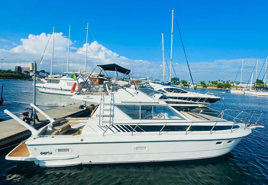 Private speedboat tour in Rio de Janeiro - Where You Meet the Crew at Marina da Glória