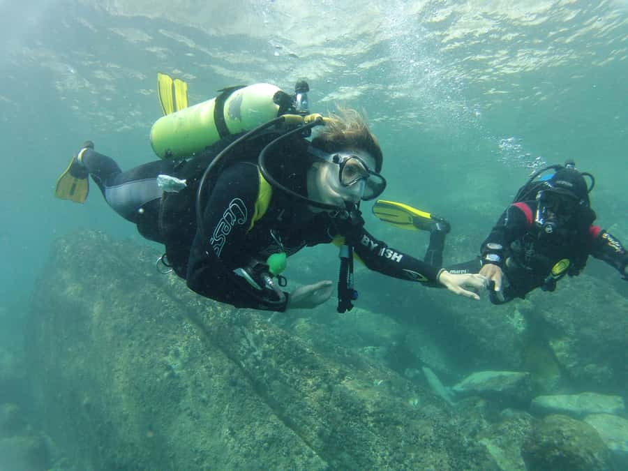 Rio: Best Dive Experience All Inclusive Scuba Diving Package - Arraial do Cabo underwater highlights: turtles, rays, and clear water