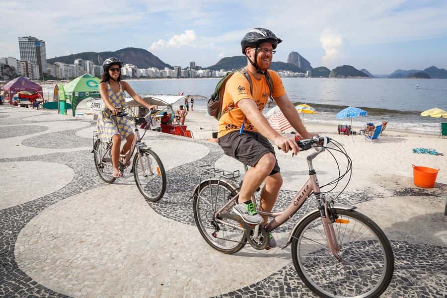 Rio Bike Tour – Discover the Beaches and Lagoon - Leblon Viewpoint and Coconut Water: A Small Stop With Big Payoff