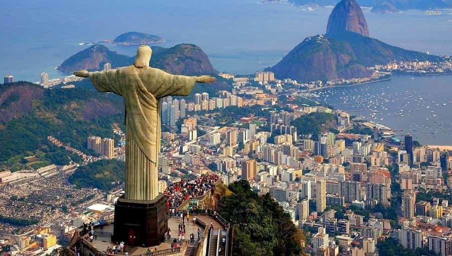 Rio: Christ The Redeemer Half Day Tour With Pick up - Reaching Christ the Redeemer: the height, the photos, and the payoff