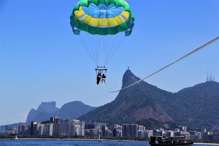 Rio de Janeiro: 2-Hour Boat Trip with Parasailing - Meeting at Marina da Glória and Getting Fitted Fast