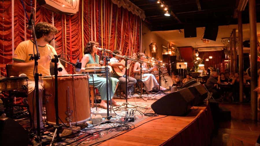 Rio de Janeiro: Brazilian Music at Rio Scenarium with Dinner - Key things that make this night work