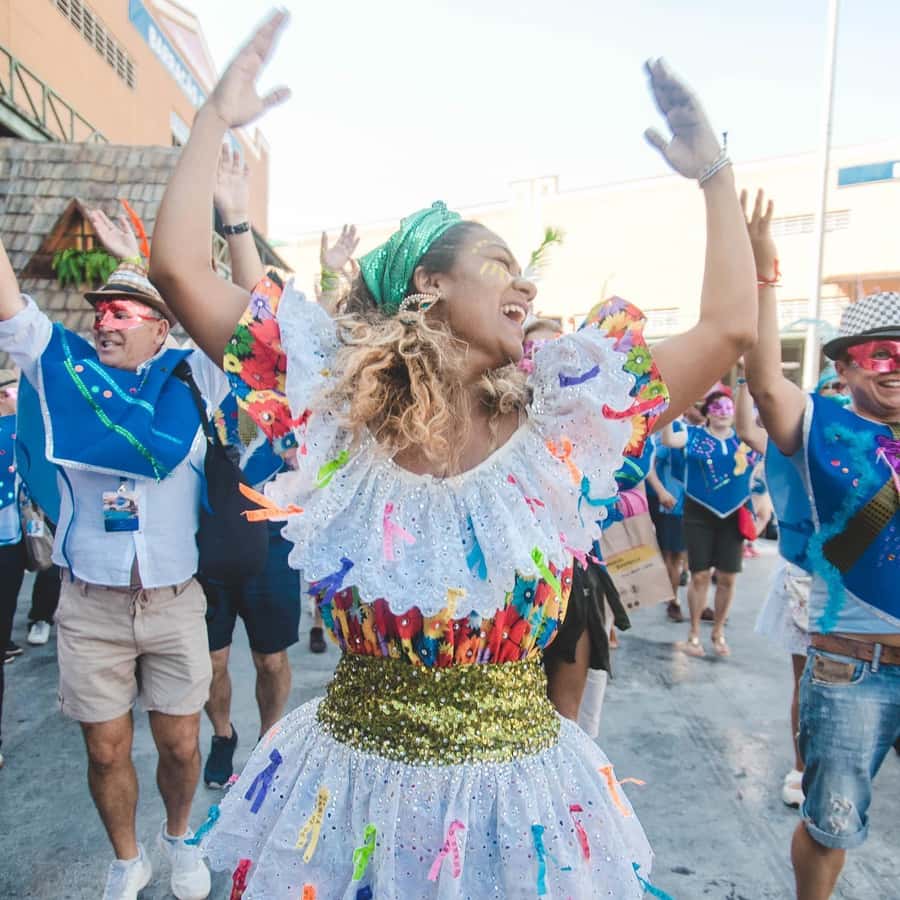 Rio de Janeiro: Carnaval Backstage Tour and Samba Class - Carnaval Backstage for Real: What the 3 Hours Actually Include