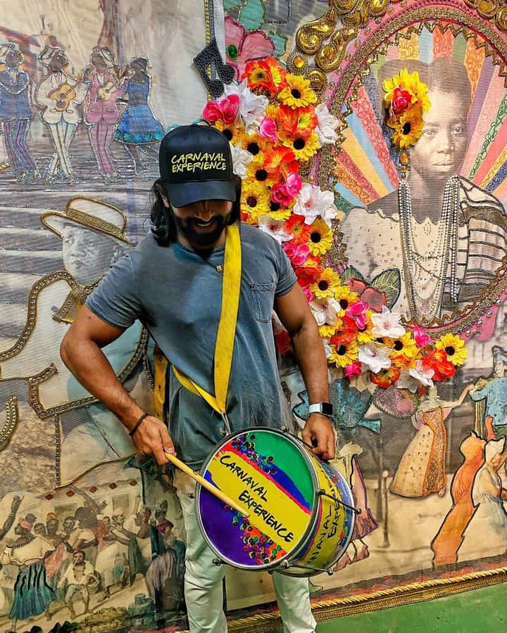 Rio de Janeiro: Carnaval Backstage Tour and Samba Class - Getting From Your Hotel to the Samba School Without the Headaches