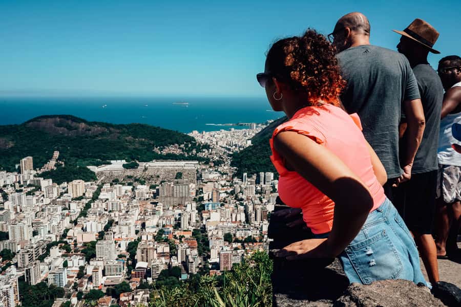 Rio de Janeiro: Christ the Redeemer, Sugarloaf, & City-tour - Sugarloaf Mountain Sunset: The Evening View That Feels Like Worth It