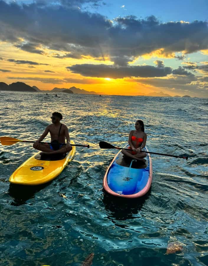 Rio de Janeiro: Copacabana Sunrise Stand Up Paddleboard Tour - Sunrise SUP on Copacabana: What Makes It Worth Your Time