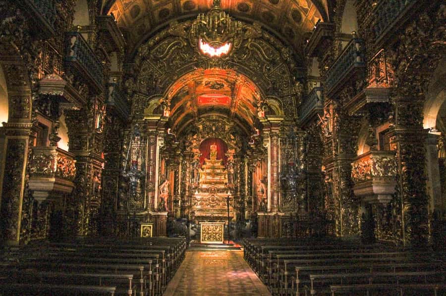 Rio de Janeiro Downtown Tour - Metropolitan Cathedral: modern art shaped like a cone