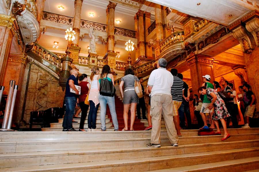 Rio de Janeiro: Downtown Walking Tour - Meeting Point at Atlantico Business Hotel and How to Not Miss It