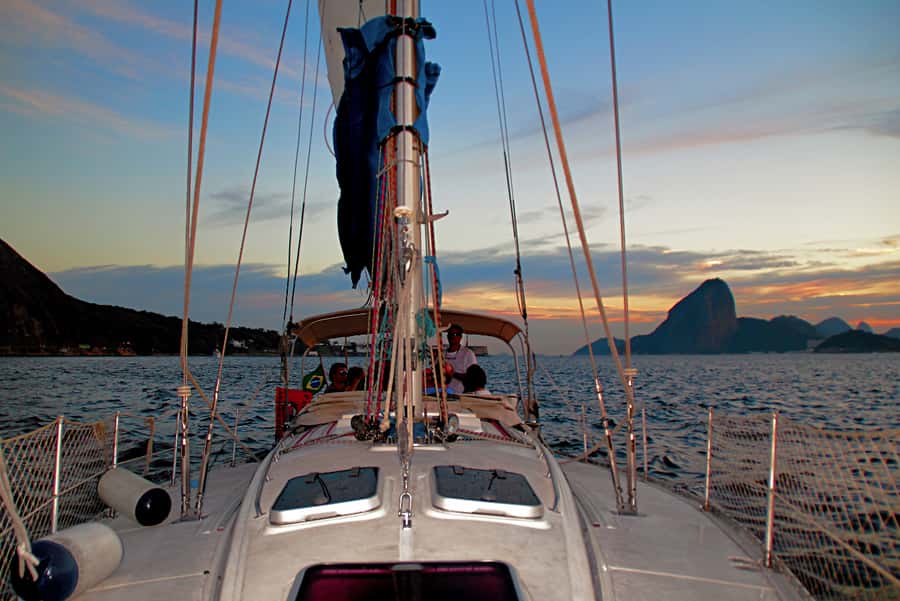 Rio de Janeiro: Guanabara Bay Sunset Sailing Tour & Drinks - FAQ