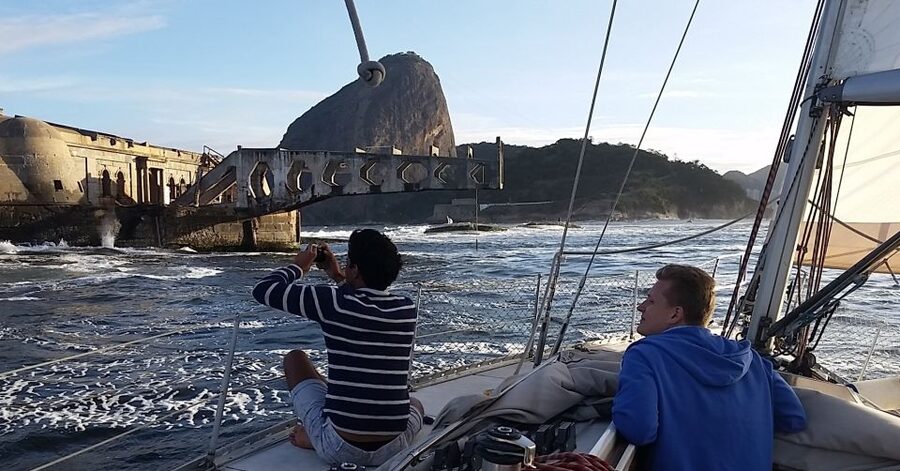 Rio de Janeiro: Guanabara Bay Sunset Sailing Tour & Drinks - Should You Book This Rio Guanabara Bay Sunset Sail?