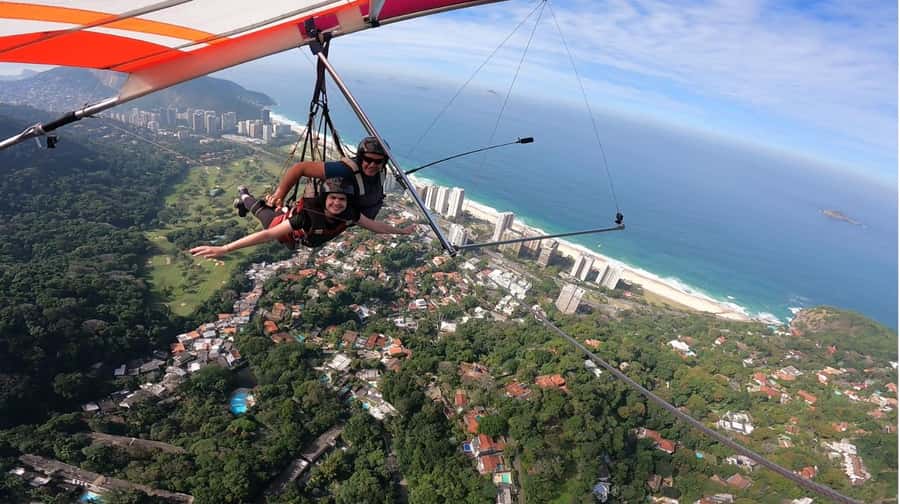 Rio de Janeiro: Hang Gliding or Paragliding Experience - Should you book this flight?