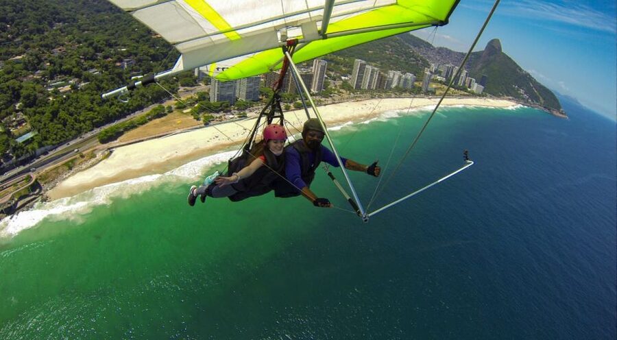 Rio de Janeiro: Hang Gliding or Paragliding Flight - Weather, timing, and why Carnival can change everything