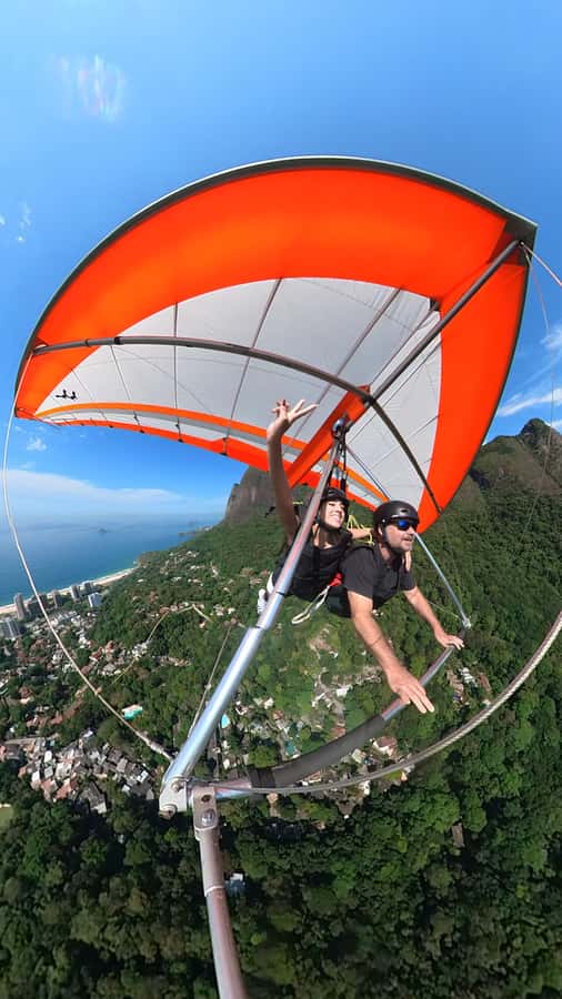 Rio de Janeiro: Hang Gliding or Paragliding Flights - Should you bring insurance into the equation?
