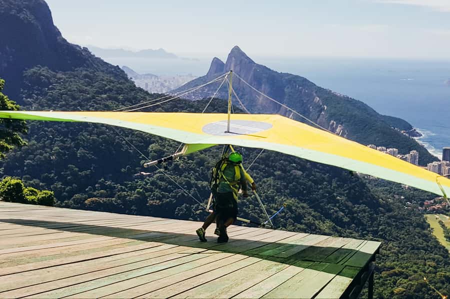 Rio de Janeiro: Hang Gliding Tandem Flight - The flight moment: what it feels like and what you’ll see overhead