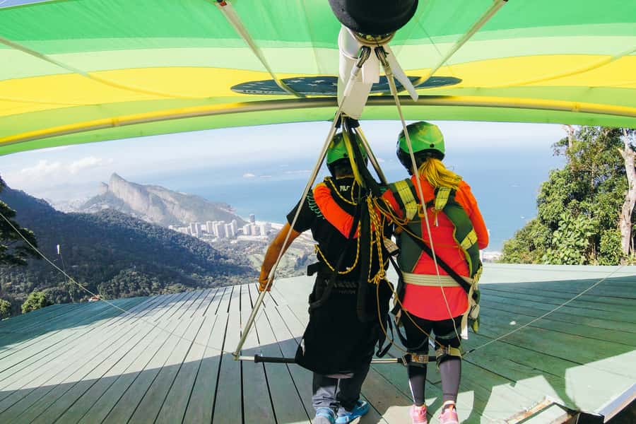 Rio de Janeiro: Hang Gliding Tandem Flight - GoPro video and photo options: what’s included vs what costs extra