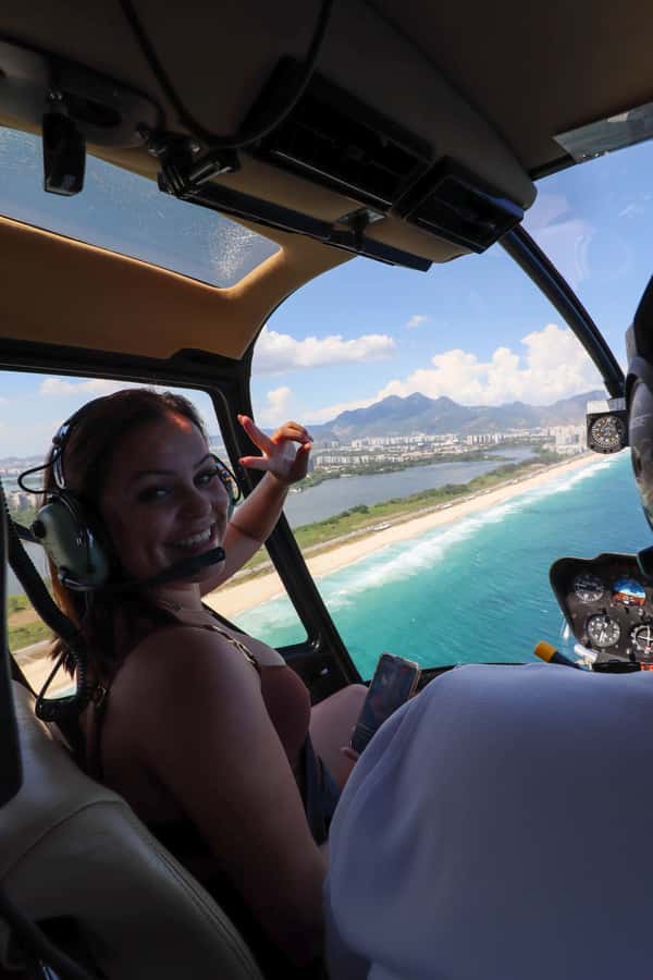 Rio de Janeiro: Helicopter Tour with an unforgettable view - Golf cart boarding and the calm-before-flight vibe