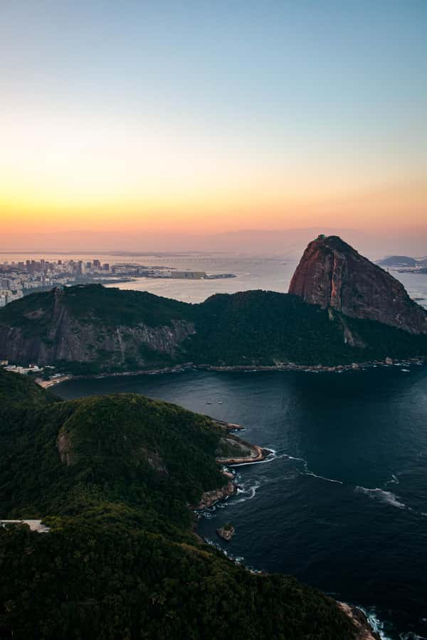 Rio de Janeiro: Helicopter Tour with an unforgettable view - Sugarloaf Mountain: photo stop, timing, and getting the shot right