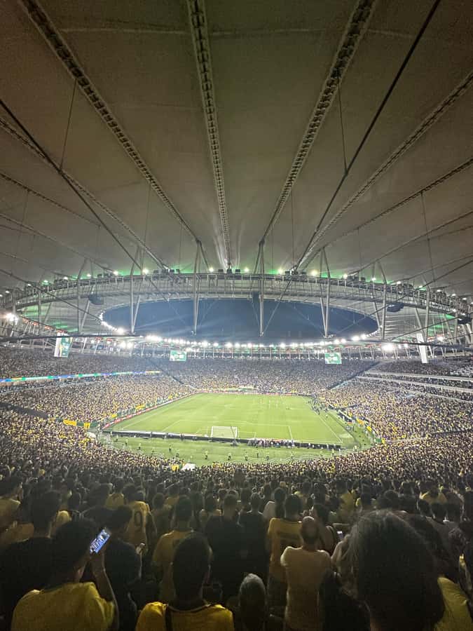 Rio de Janeiro: Maracanã Stadium Match Ticket with Drink - English-speaking guides and small-group support in a big crowd