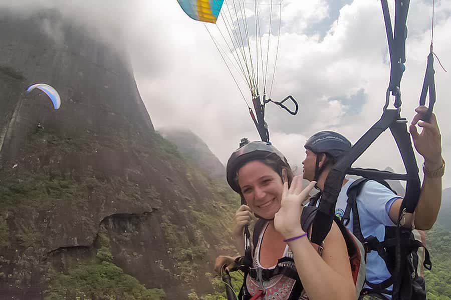 Rio de Janeiro: Paragliding Tandem Flight - Waiting for the right wind: how delays usually work